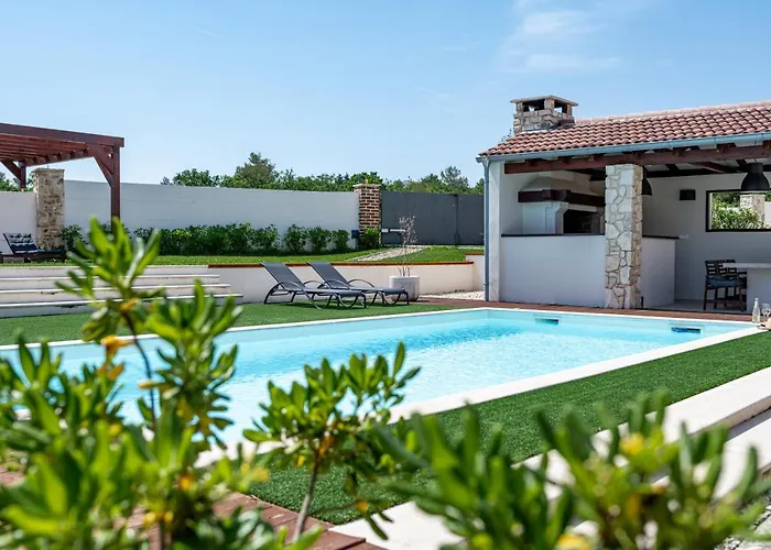 Casa Di Nikola *
