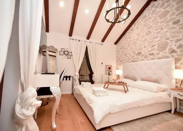 Casa Di Nikola *