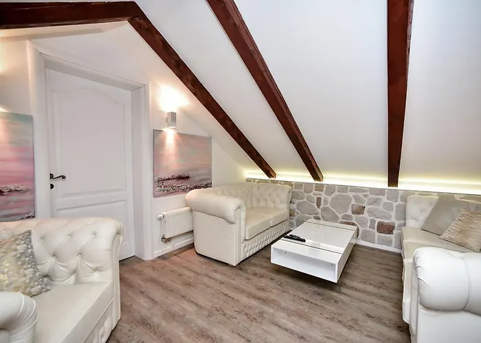 Casa Di Nikola Villa