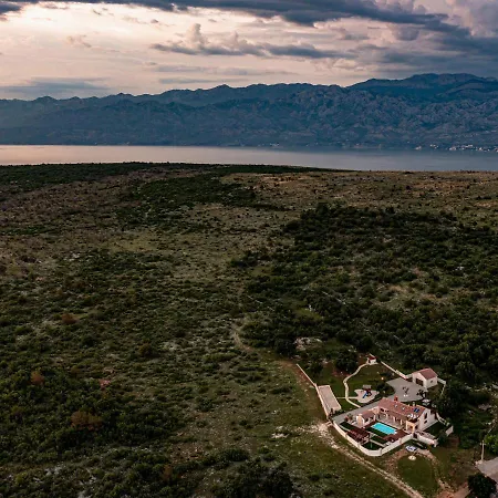 Casa Di Nikola Villa