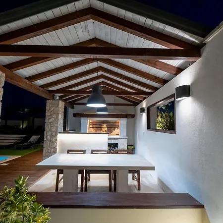 Casa Di Nikola Вилла Slivnica