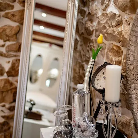 Casa Di Nikola